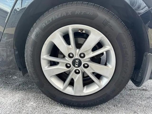 2017 Kia Optima LX