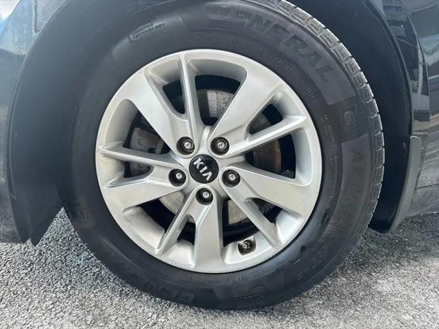 2017 Kia Optima LX