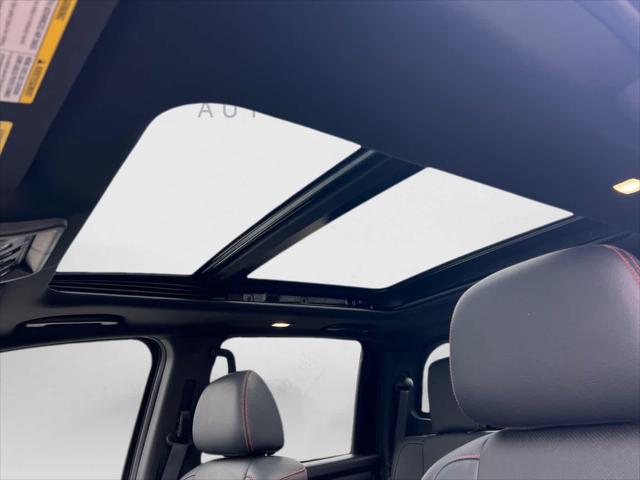 2024 Nissan Titan Crew Cab PRO-4X 4x4