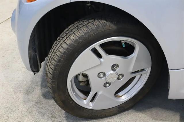 2012 Mitsubishi i-MiEV SE