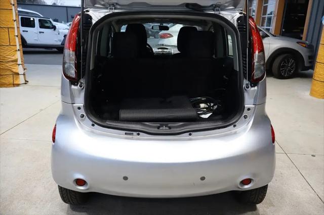 2012 Mitsubishi i-MiEV SE