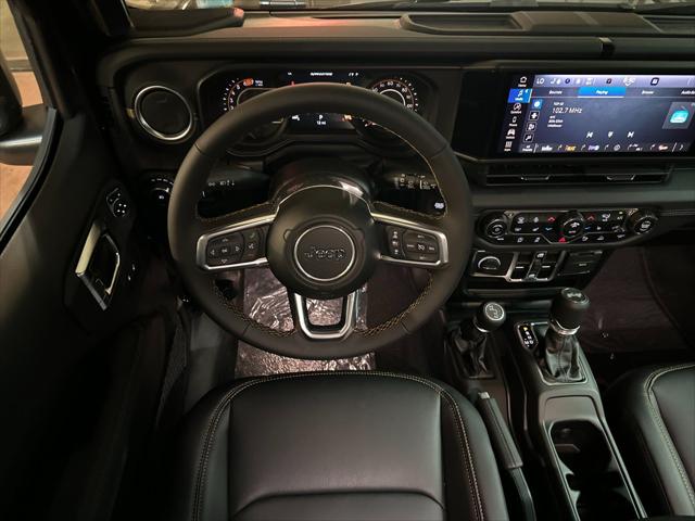 2025 Jeep Wrangler 4-Door Sahara 4x4