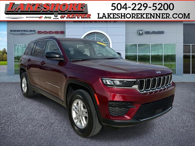 2023 Jeep Grand Cherokee Laredo 4x2