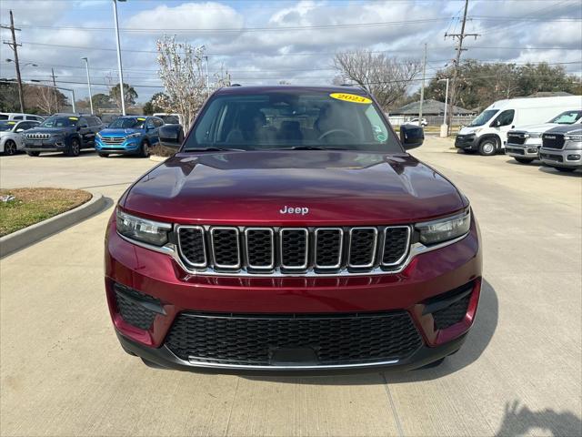 2023 Jeep Grand Cherokee Laredo 4x2