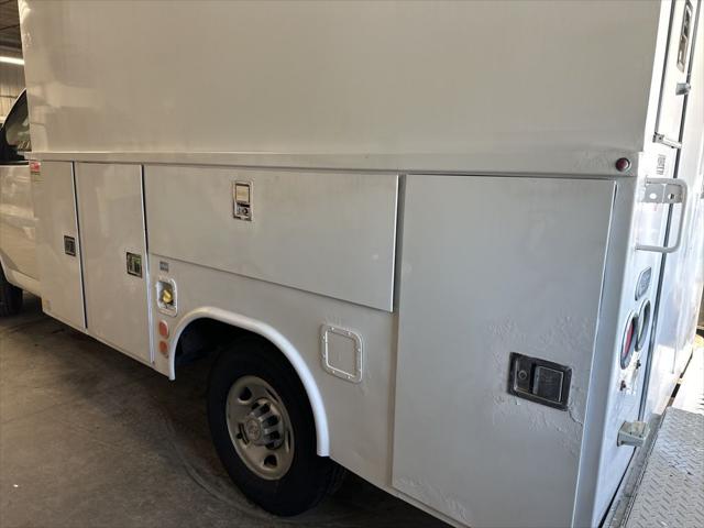 2019 Chevrolet Express Cutaway Work Van