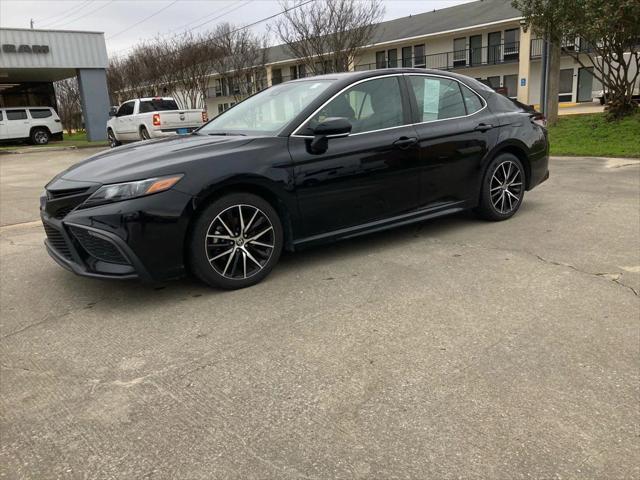 2023 Toyota Camry SE Nightshade Edition