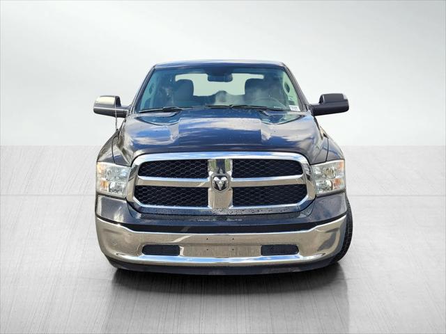 2022 RAM 1500 Classic SLT Crew Cab 4x2 57 Box