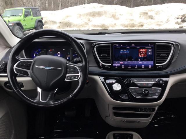 2021 Chrysler Pacifica Hybrid Touring