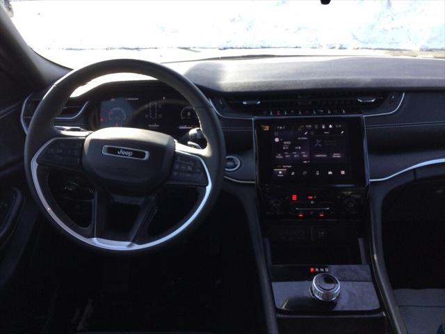 2024 Jeep Grand Cherokee L Altitude 4x4