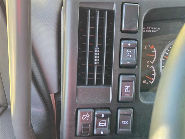 2025 Chevrolet 6500XD LCF RWD XD LCF BOX TRUCK