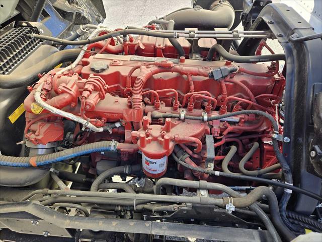 2025 Chevrolet 6500XD LCF RWD XD LCF BOX TRUCK