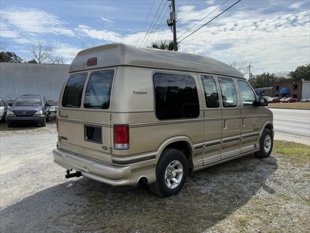2000 Ford E-250 Recreational