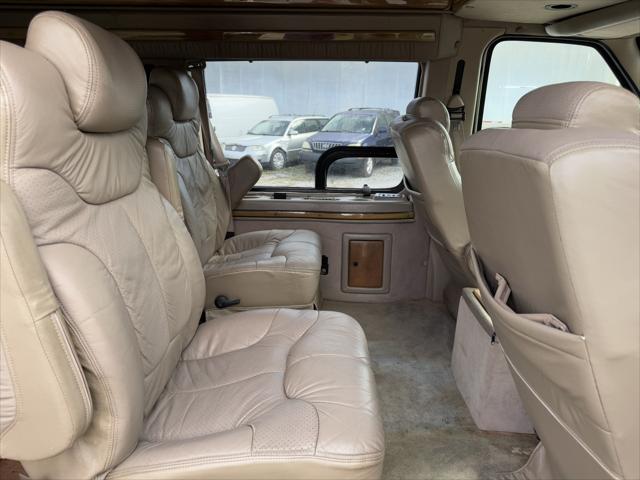 2000 Ford E-250 Recreational