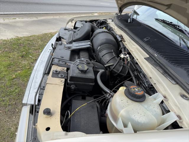 2000 Ford E-250 Recreational