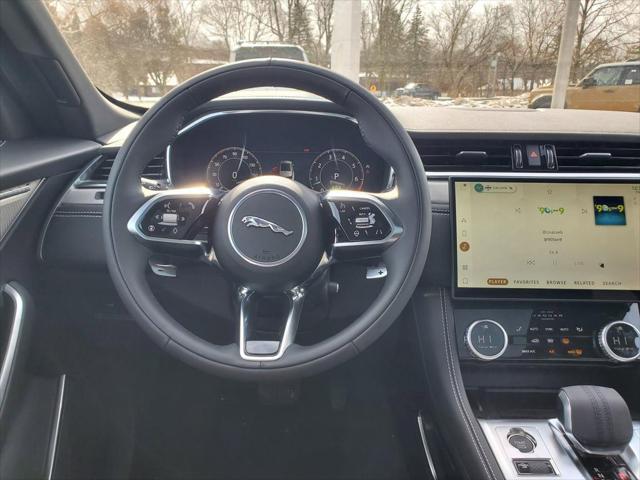 2025 Jaguar F-PACE R-Dynamic S P400 AWD Automatic