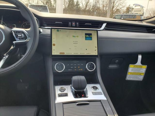 2025 Jaguar F-PACE R-Dynamic S P400 AWD Automatic