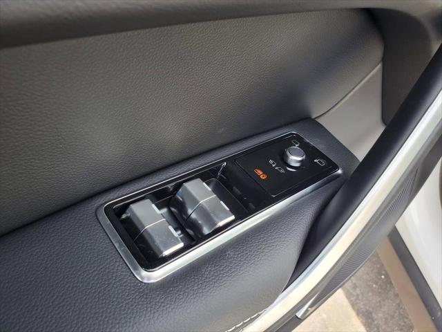 2025 Jaguar F-PACE R-Dynamic S P400 AWD Automatic