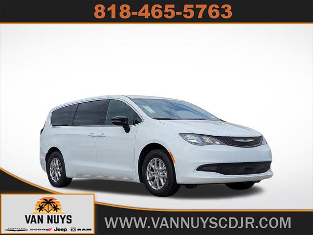 2025 Chrysler Voyager VOYAGER