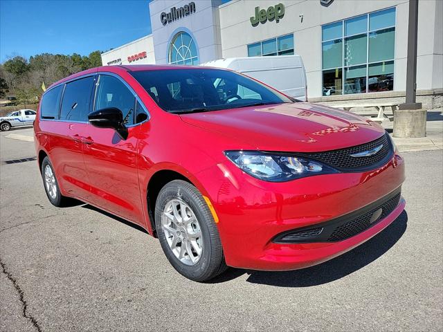 2025 Chrysler Voyager VOYAGER