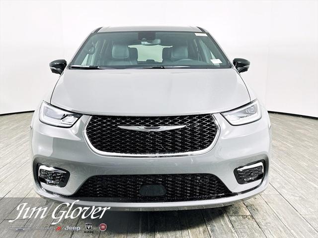 2025 Chrysler Pacifica PACIFICA SELECT