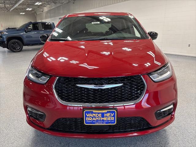 2025 Chrysler Pacifica PACIFICA SELECT