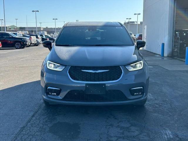 2025 Chrysler Pacifica PACIFICA SELECT