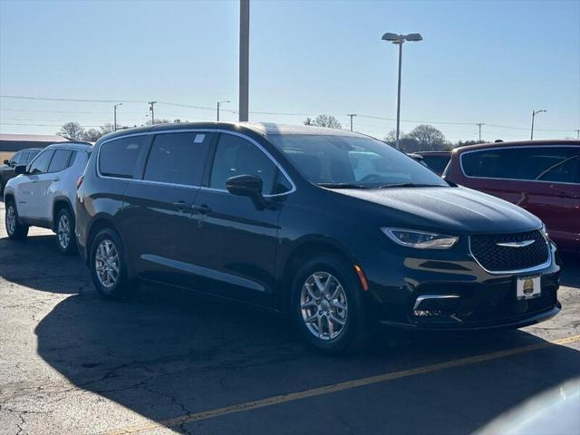 2025 Chrysler Pacifica PACIFICA SELECT