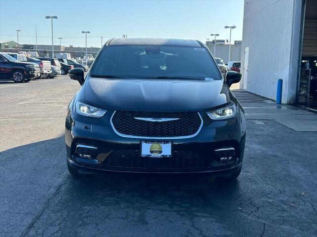 2025 Chrysler Pacifica PACIFICA SELECT