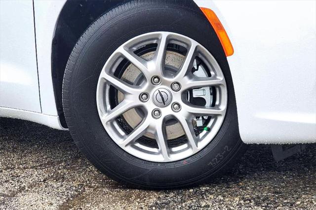 2025 Chrysler Pacifica PACIFICA SELECT