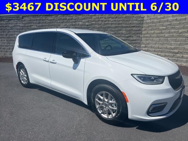 2025 Chrysler Pacifica PACIFICA SELECT