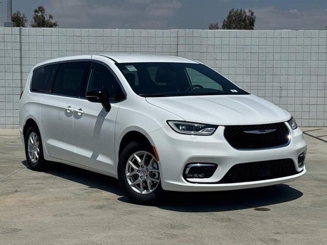 2025 Chrysler Pacifica PACIFICA SELECT