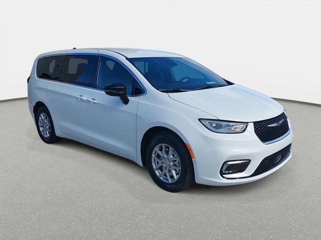 2025 Chrysler Pacifica PACIFICA SELECT