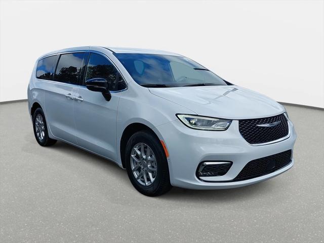 2025 Chrysler Pacifica PACIFICA SELECT