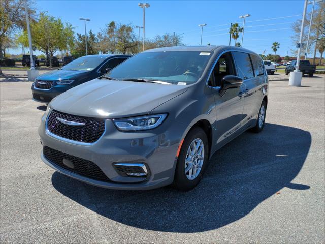 2025 Chrysler Pacifica PACIFICA SELECT