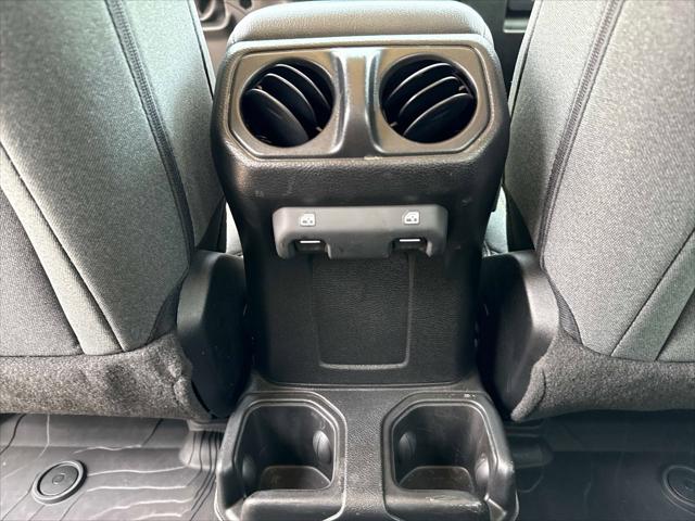 2025 Jeep Wrangler 4-Door Willys 4x4