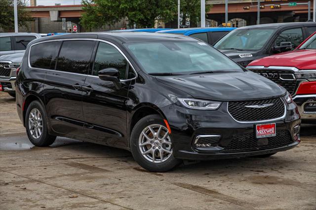 2025 Chrysler Pacifica PACIFICA SELECT