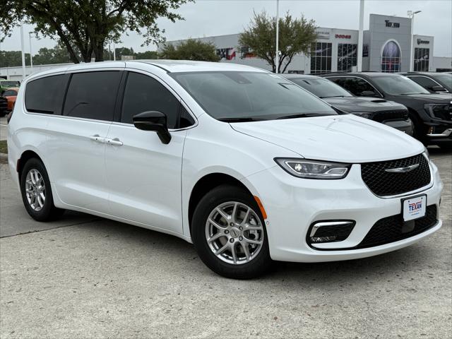 2025 Chrysler Pacifica PACIFICA SELECT