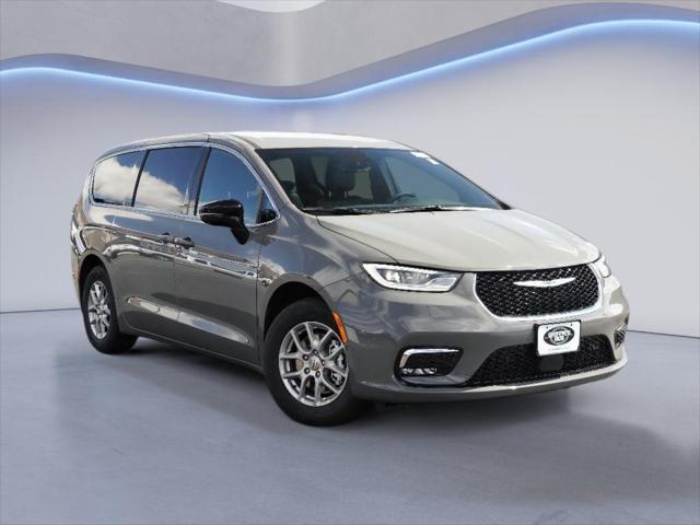 2025 Chrysler Pacifica PACIFICA SELECT