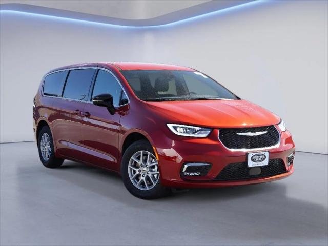 2025 Chrysler Pacifica PACIFICA SELECT