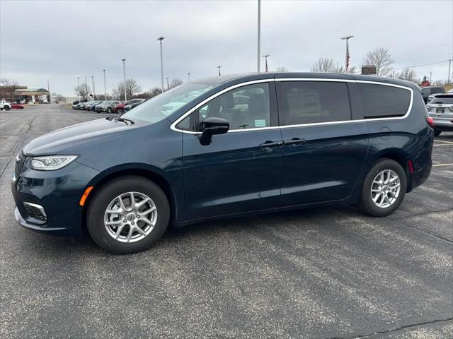 2025 Chrysler Pacifica PACIFICA SELECT