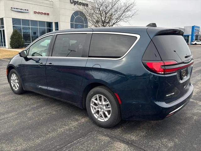 2025 Chrysler Pacifica PACIFICA SELECT