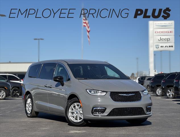 2025 Chrysler Pacifica PACIFICA SELECT