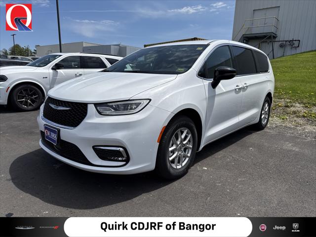 2025 Chrysler Pacifica PACIFICA SELECT