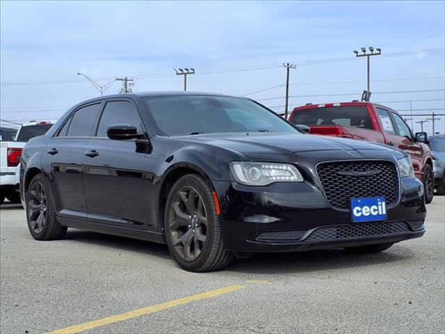 2020 Chrysler 300 Touring