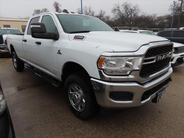 2024 RAM 2500 Tradesman Crew Cab 4x4 8 Box