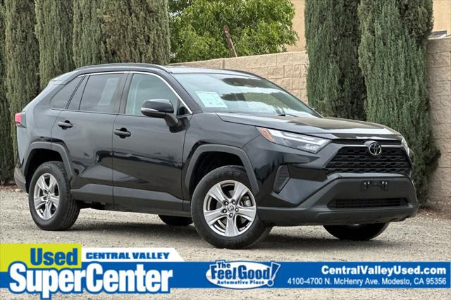 2022 Toyota RAV4 XLE 2022 Toyota RAV4 XLE