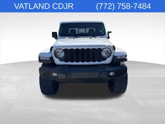 2024 Jeep Gladiator Nighthawk