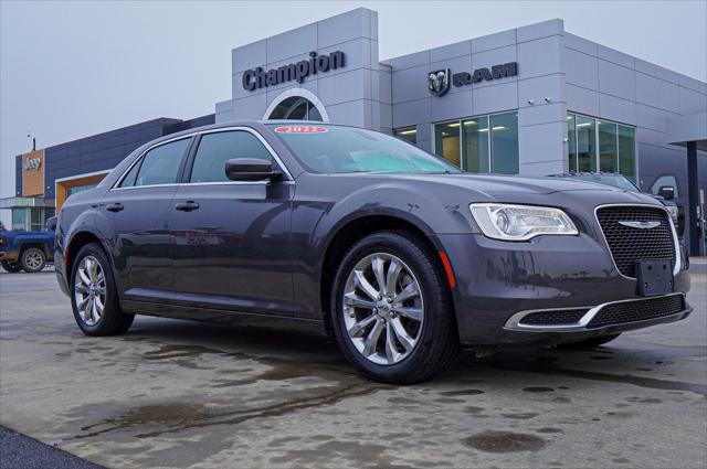 2022 Chrysler 300 Touring AWD