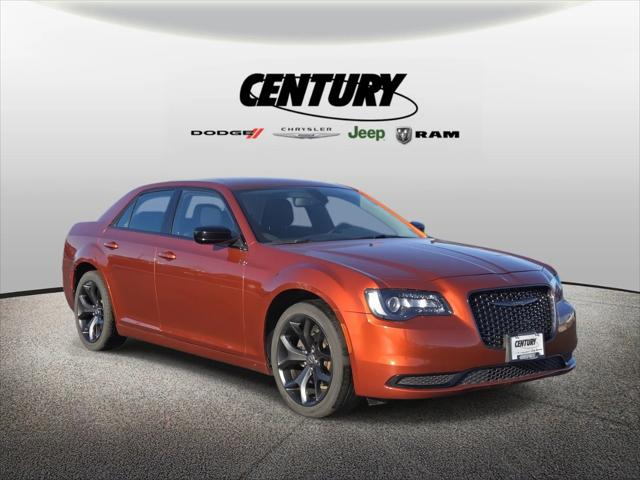 2021 Chrysler 300 Touring