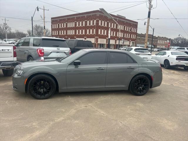 2019 Chrysler 300 Touring